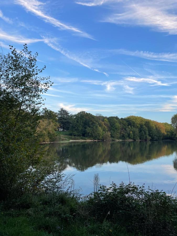 Nogent-sur-VernissonChateau De Praslins住宿加早餐旅馆 外观 照片